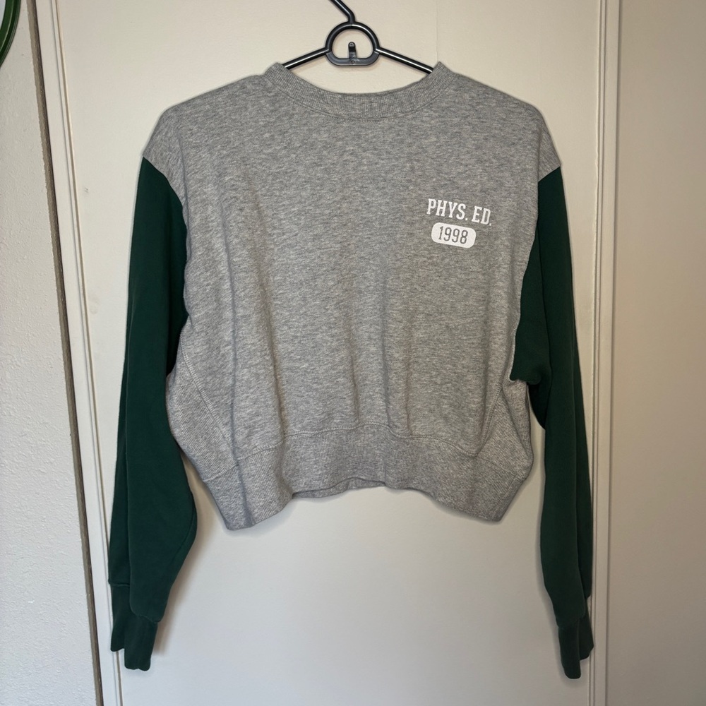 L.A. Hearts Medium Cropped Gray and Green Sweatshirt with White Print
